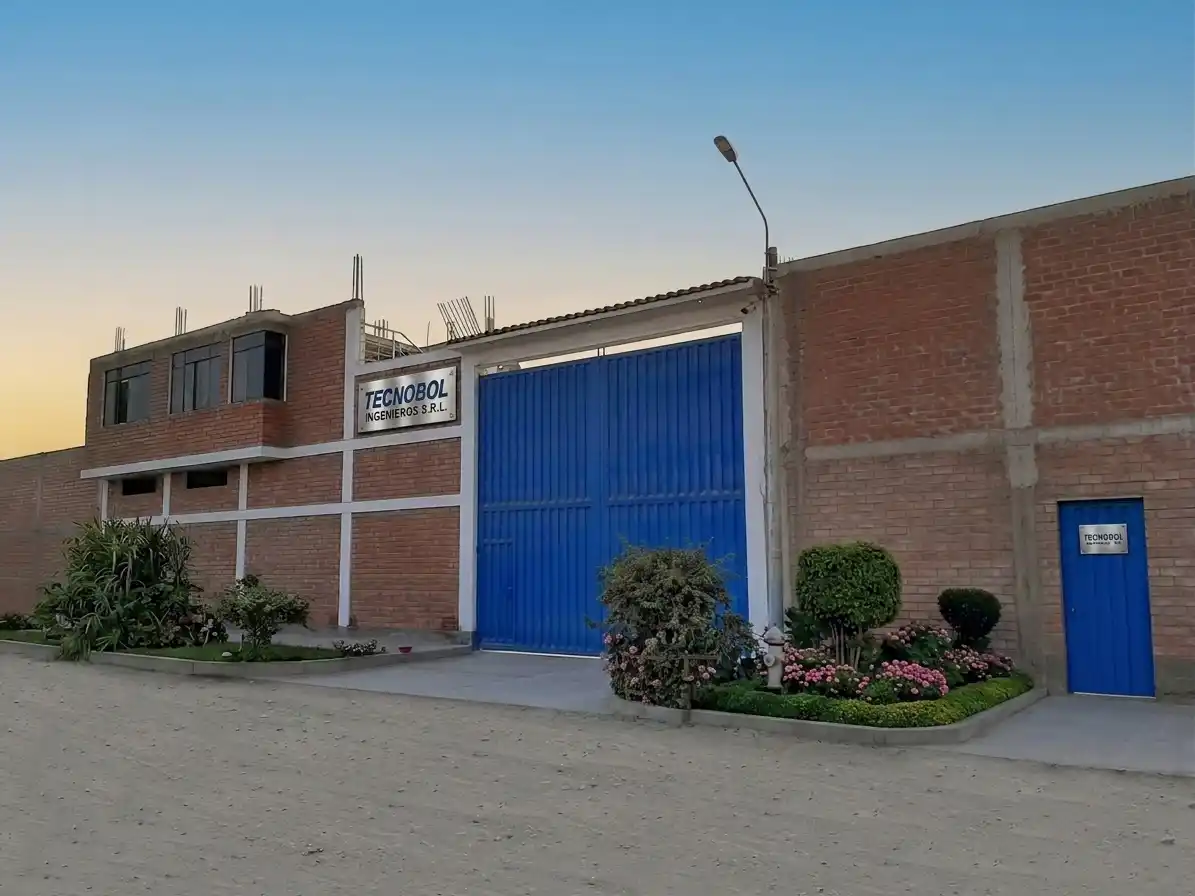 fachada tecnobol